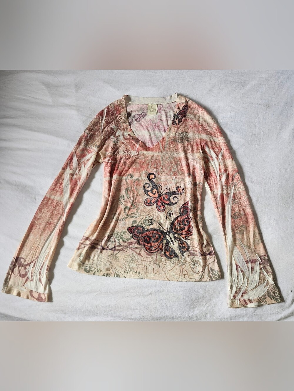 Marika Long Sleeve V-Neck Butterfly Floral Top in Cream and Coral